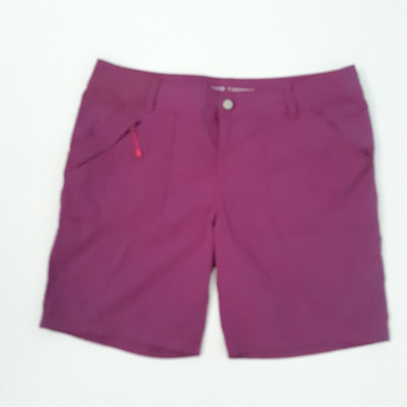 REEL LEGENDS  comfy Women's Shorts Magenta / Raspberry Size 14 - Picture 1 of 7
